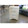 Image 2 : 3 DRAWER WHITE NIGHTSTAND