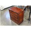 Image 2 : 4 DRAWER CHEST OF DRAWERS