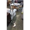 Image 1 : 2 DAYLIGHT 24 GOOSENECK FLOOR LAMPS