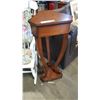 Image 1 : MODERN PLANTER STAND