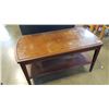 Image 1 : GLASSTOP COFFEE TABLE