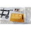 Image 2 : NEW OVERSTOCK INSIGNIA 13-32 INCH FIXED POSITION TV WALL MOUNT