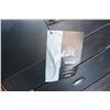 Image 2 : NEW ASHLEY SIGNATURE DESIGN DARK DISTRESSED 5 DRAWER CHEST, RETAIL $679