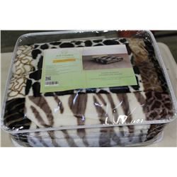 SHERPA QUEEN SIZE BLANKET