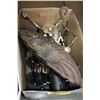 Image 3 : 2 BOXES OF BRASS WEAR AND SILVER PLATED CANDLE HOLDER AND 2 CAST IRON SHELL SHAPED HOLDERS