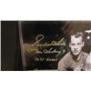Image 2 : Gordie Howe Black & White Signed 8x10 Photo With