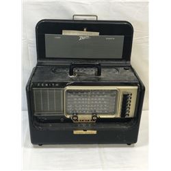 Zenith Trans-oceanic Radio Model 6r40