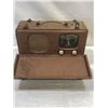 Image 1 : Zenith Wavemagnet Radio Model 5g500
