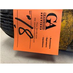 1 DeWalt Electric 1/2" Impact Driver