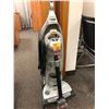 Image 2 : Bissell Upright Vacuum
