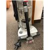 Image 3 : Bissell Upright Vacuum