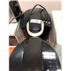 Image 3 : 2 Keurig Coffee Makers