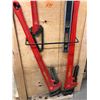 Image 2 : 1 Chain Wrench & 2 Large Pipe Wrenches Plus 4' Level