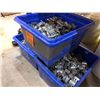 Image 3 : 3 Blue totes of 2" Clamps