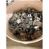 Image 2 : 1 Pail & 1 Box of 1 1/2" Clamps