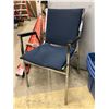 Image 5 : 2 Older Leather Office Chairs, 2 Folding Chairs, 2 Stacking Chairs, Folding Lid Container w/ Bubble 