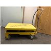 Image 2 : 750 LB Capacity Portable Cart with Hydraulic Lift