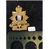 WWII THE ROYAL REGIMENT OF CANADA CAP BADGE