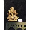 Image 2 : WWII THE ROYAL REGIMENT OF CANADA CAP BADGE