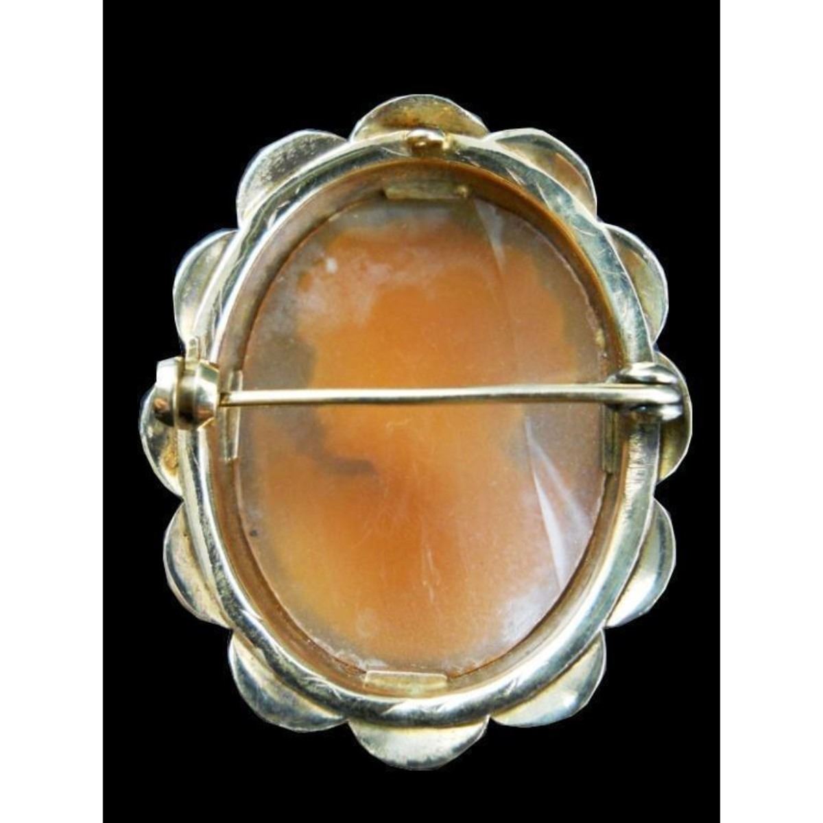 Vintage Italian Shell Cameo Brooch