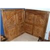 Image 1 : Carved Gates