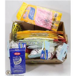 FLAT OF MUSTARD AND KETCHUP DISPENSERS, OVEN