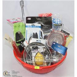 BOWL OF KITCHEN ACCESSORIES