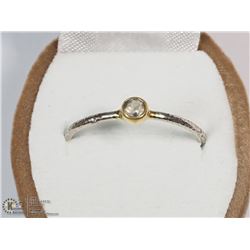 STERLING SILVER QUARTZ RING SIZE 8.75