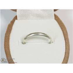 STERLING SILVER RING SIZE 3.5