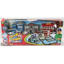 NEW EXPRESS WHEELS TRACK N TOWN 2013