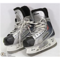 KIDS BAUER SZ 12.5 / UK 13 SKATES