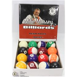 VINTAGE MIKE MASSEY BILLIARDS BALLS