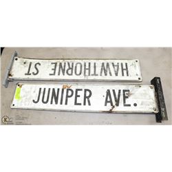 LOT OF TWO 1950’S STREET SIGNS