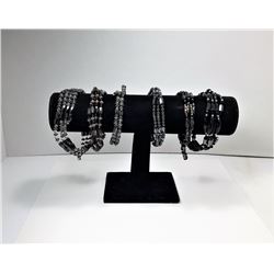 15)  LOT OF 6 MAGNETIC NECKLACES OR