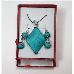 4)  TURQUOISE PENDANT ON CHAIN