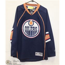 EDMONTON OILER MENS MEDIUM JERSEY.