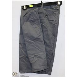 NEW MENS SHORTS SIZE 30