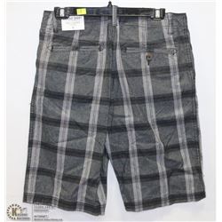 NEW MENS SHORTS SIZE 32
