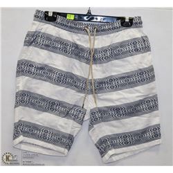NEW MENS SHORTS SIZE 32
