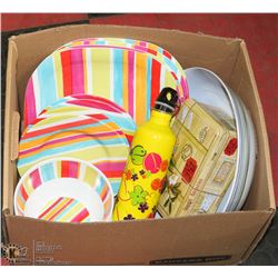 PLASTIC KITCHENWARE BOX