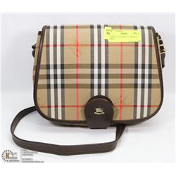WOMENS BURBERRY PATTERNED PURSE