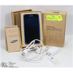 SAMSUNG GALAXY S4 CELL PHONE WITH CHARGER AND