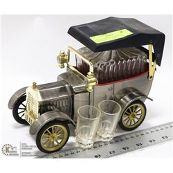 VINTAGE MODEL T MUSICAL DECANTER SET, PLAYS " HOW