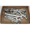 Image 1 : ESTATE FLAT OF 40 PLUS COMBINATION WRENCHES
