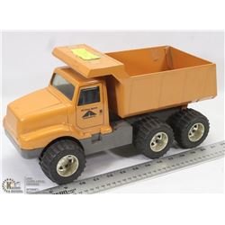 VINTAGE TONKA DUMP TRUCK