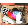 Image 1 : LARGE BOX W/HOUSEHOLD ITEMS INCL.