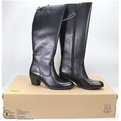 NEW GENUINE 1976 GENUINE LEATHER BOOTS SIZE 7