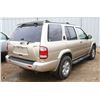 Image 5 : 2002 NISSAN PATHFINDER