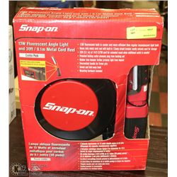 SNAP ON FLUORESCENT WORK LIGHT ON REEL
