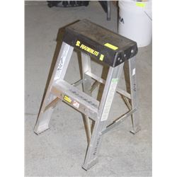 FEATHERLITE 2 FT ALUMINUM STEPLADDER